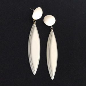 Vintage 80’s Plastic Dangle Earrings